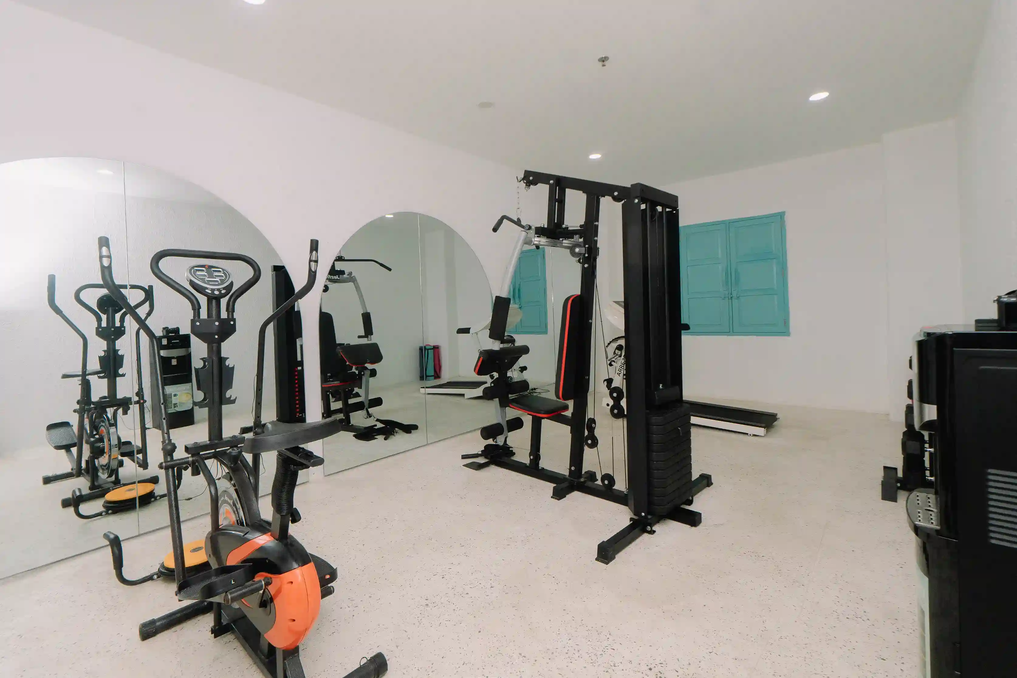 Gym di Hotel Loccal Collection Labuan Bajo | Juara Production